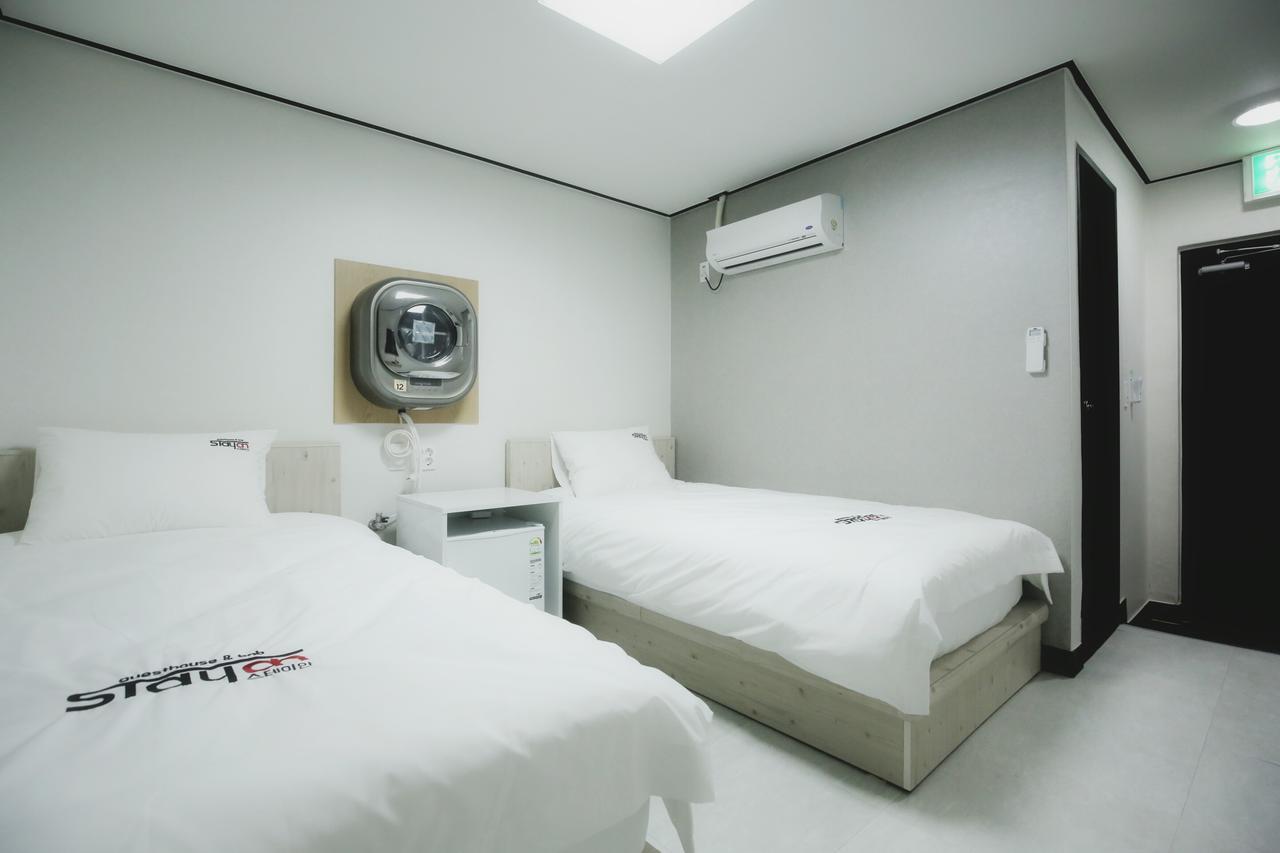 Stayan Guesthouse And Bnb Μπουσάν Εξωτερικό φωτογραφία